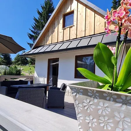 Holiday home Stiavnicke Chalupky Pri Richnavskych Jazerach *