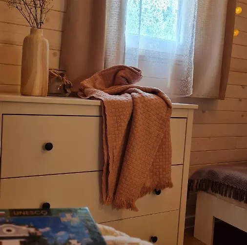 Semesterbostad Stiavnicke Chalupky Pri Richnavskych Jazerach *